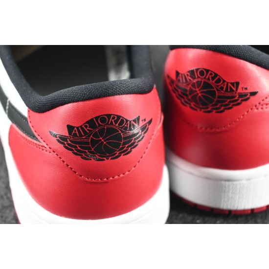 Air Jordan 1 Retro Low 'Chicago'