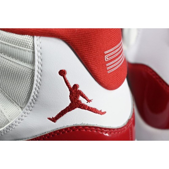 Air Jordan 11 Retro 'Varsity Red'